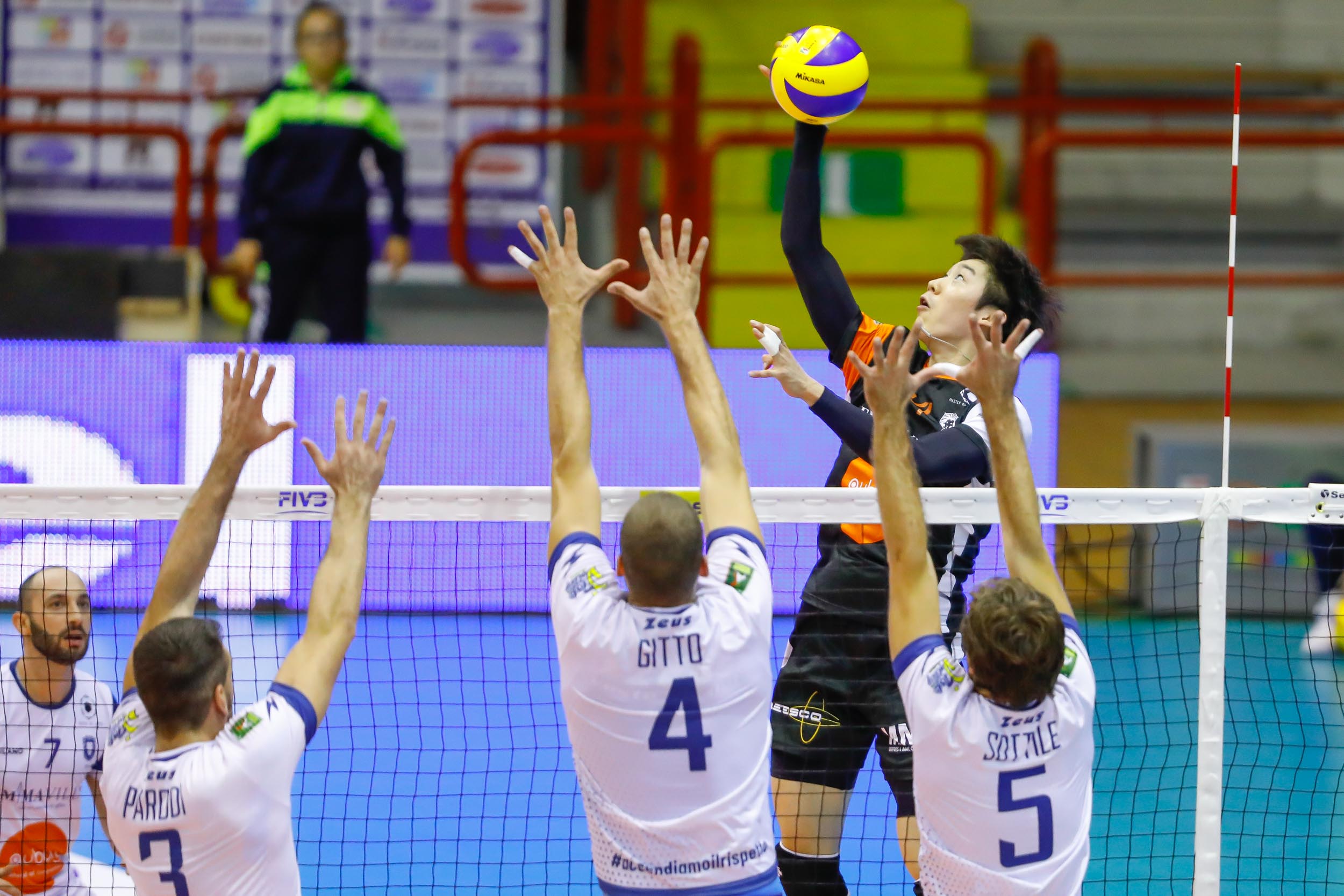 伊紙のシーズン表彰 石川祐希は27番目の数字 月バレ Com