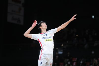 大分三好　バレーボールTシャツ　超激レア 林一壽（大分三好）-400x267.jpg