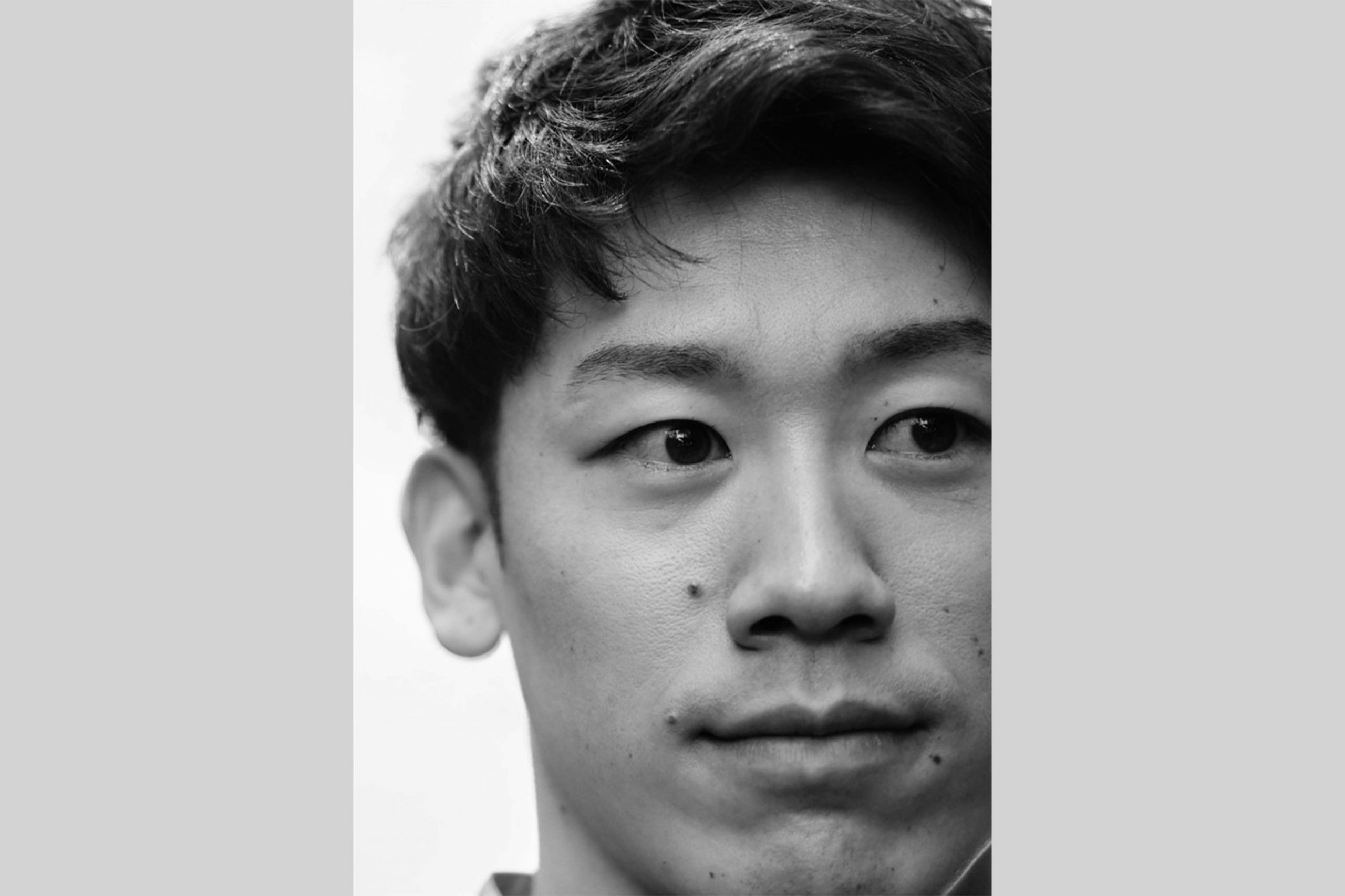 石川祐希初のオフィシャルブック『14 quattordici』12月に発売 | 月 