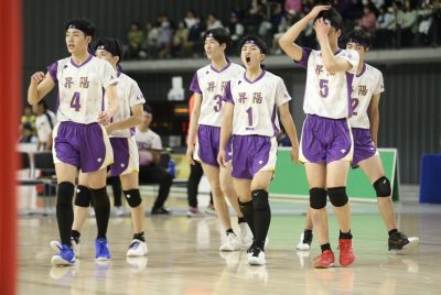 1齊藤キャプテンを軸に、格上