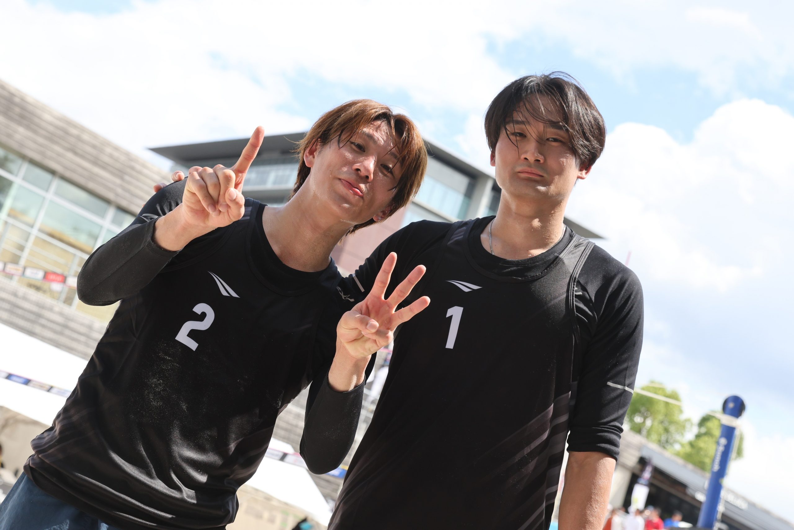 WD名古屋 高梨＆市川の“ダブル健太”がビーチバレーボール参戦