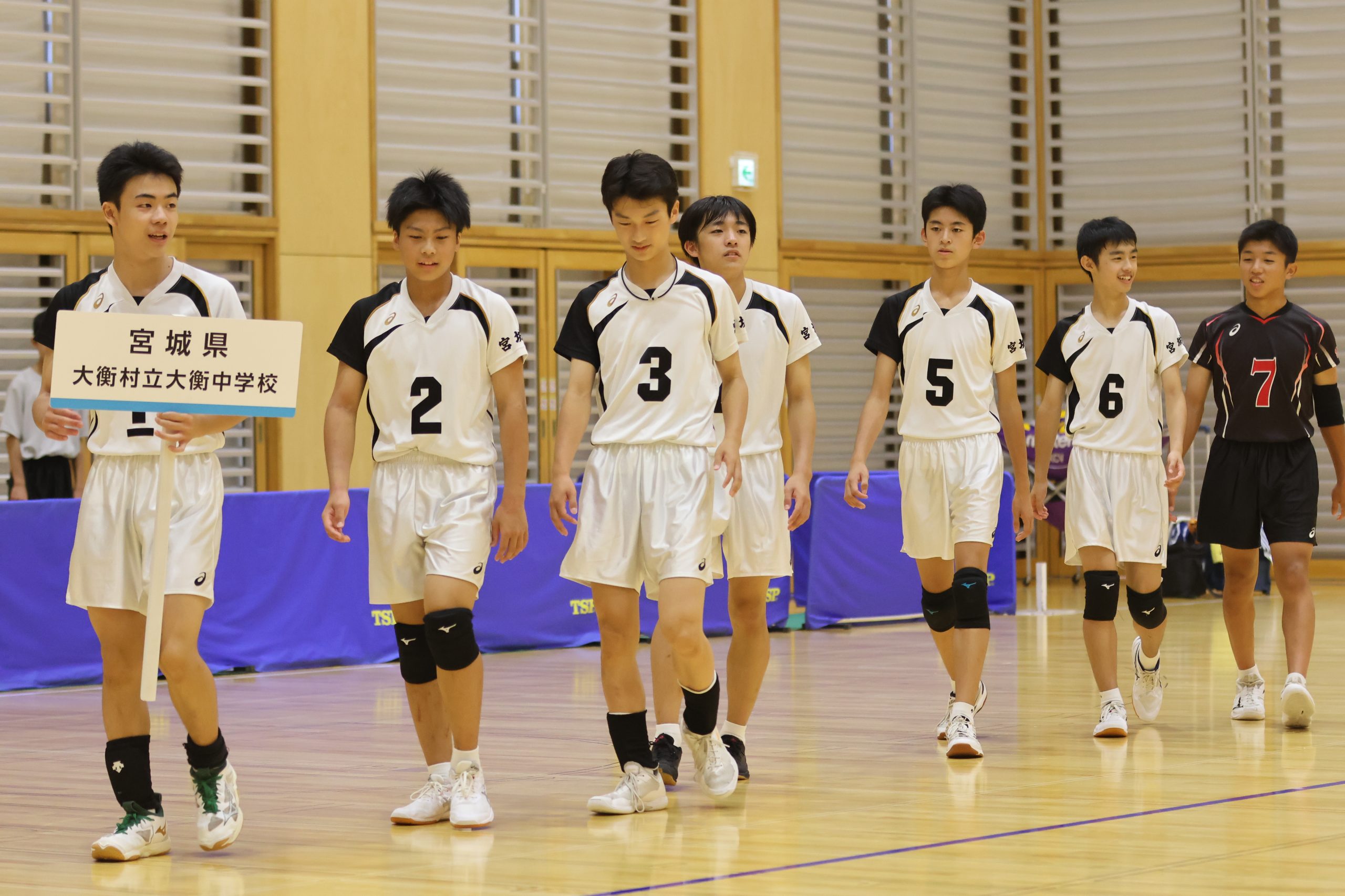 助っ人はサッカーのゴールキーパー!? 3年生7名だけの大衡中男子が